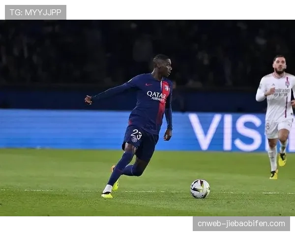 特写：穆阿尼中场断球后长途奔袭60米，助巴黎取得领先